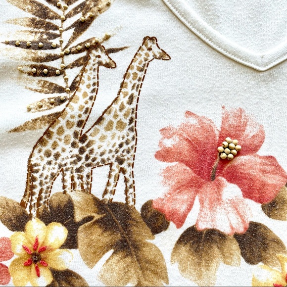 Alfred Dunner Short Sleeve T-shirt - Multicolored Giraffe Print - Picture 3 of 9